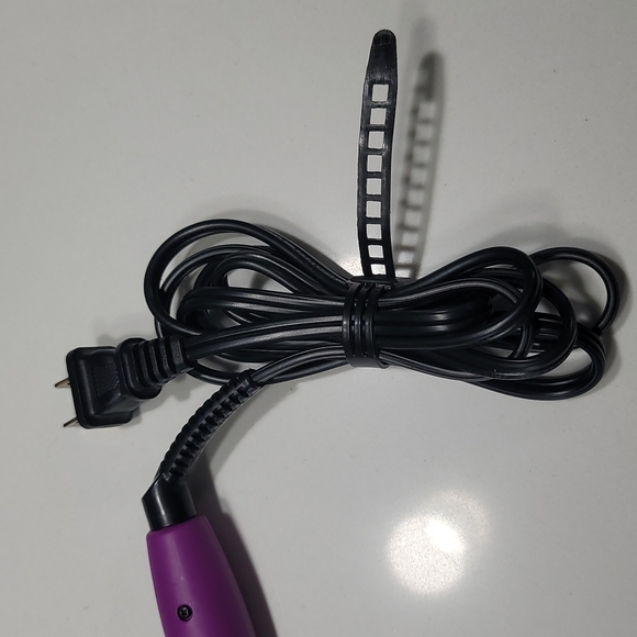 Conair Mini Super Smoothing Brush; Perfect for On-The-Go Styling - Picture 4 of 12